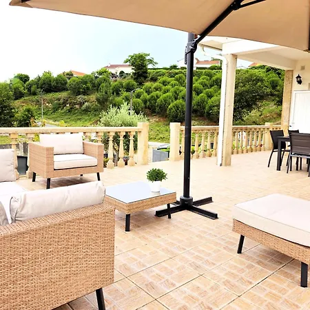 Casa Pinto * Linhares de Cima